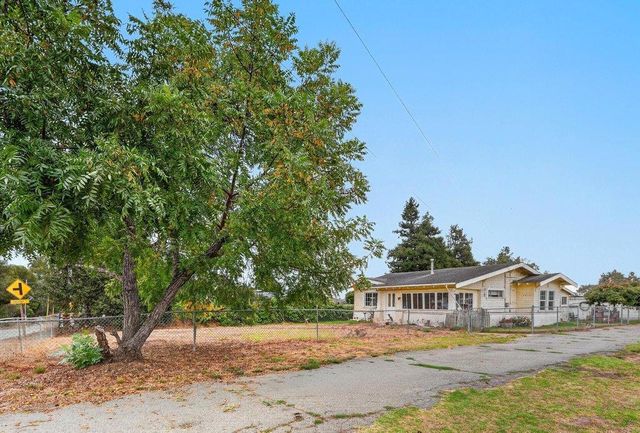 897 Green Valley Road, Watsonville