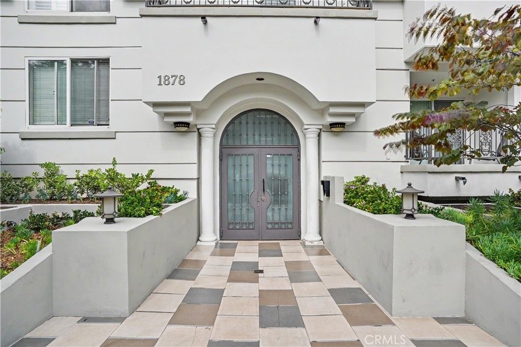 1878 Greenfield Avenue # 204, Los Angeles