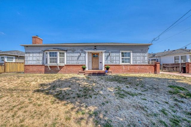345 Homestead Avenue, Salinas