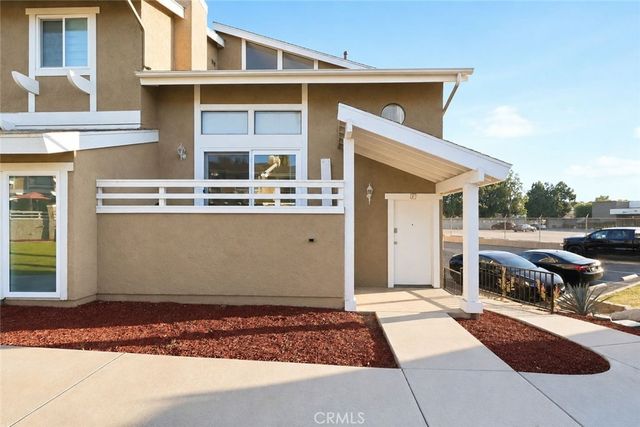 981 W Imperial Hwy #23, La Habra