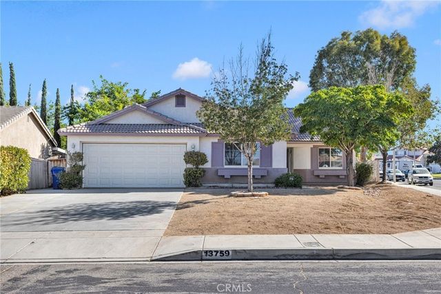 13759 Clear Valley, Victorville