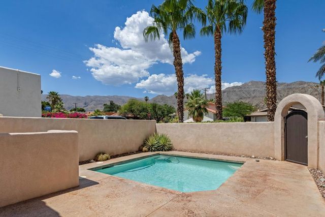 54220 Avenida Carranza, La Quinta