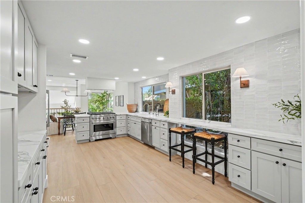 6 Canyon Ridge, Irvine