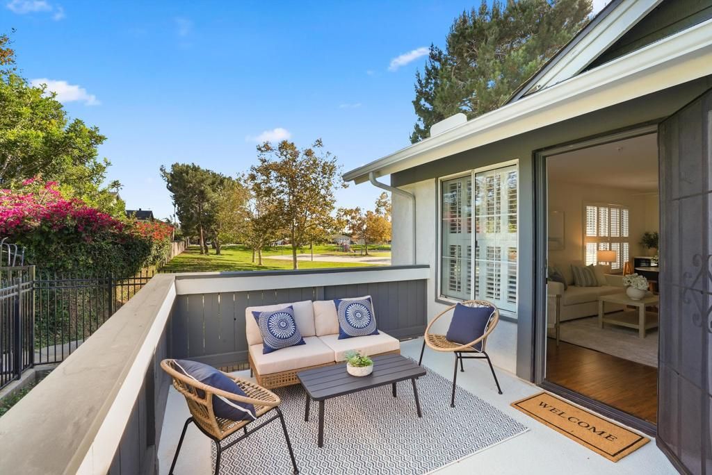 18242 Parkview Lane # 208, Huntington Beach