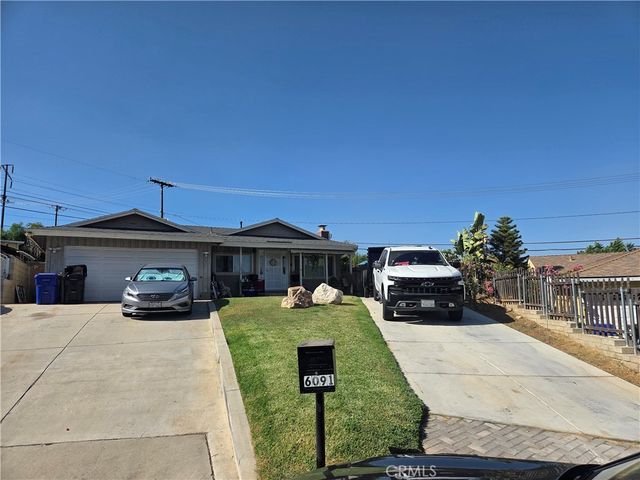 6091 Bonhill, Riverside