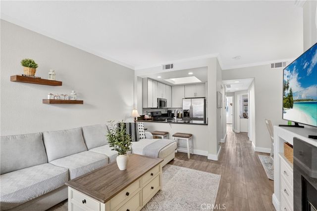 1027 S Stresa, Anaheim Hills