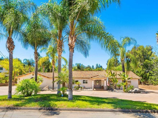 886 Singing Trails Drive, El Cajon