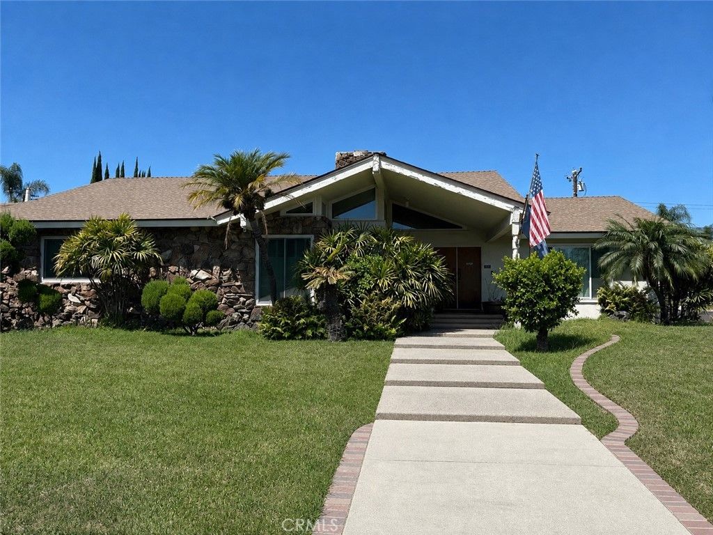 10003 Mattock, Downey