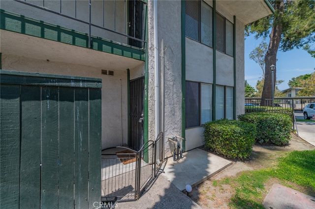1735 E Washington Street # B-11, Colton