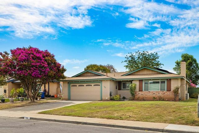 1381 Coker, El Cajon