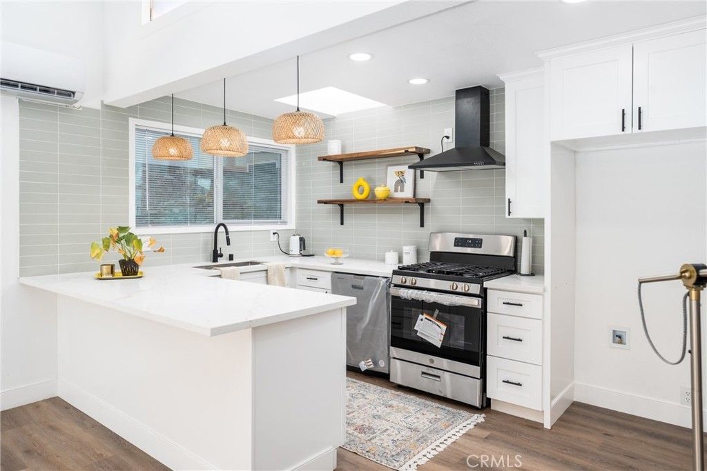 17102 Sanborn, North Palm Springs