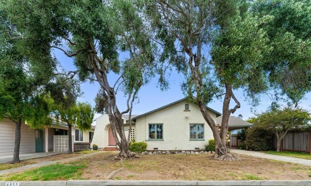 4855 Crystal Street, Capitola