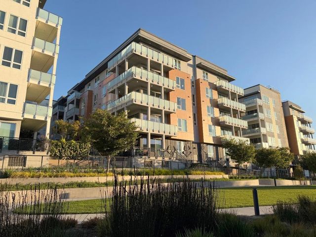 45128 Warm Springs Boulevard # 351, Fremont