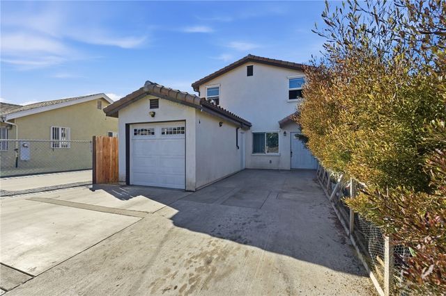 9577 Maie, Los Angeles