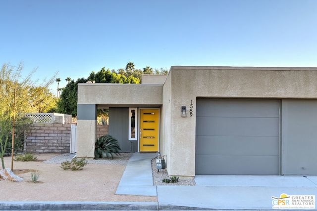 1589 N Sunflower Court, Palm Springs