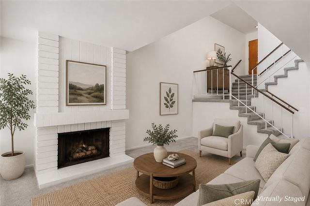 670 W Glenwood, Fullerton