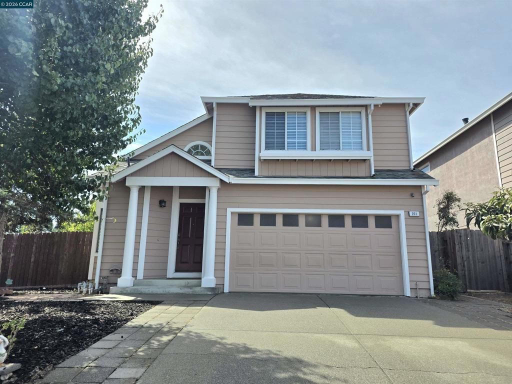201 Fairbrook Ct, Suisun City
