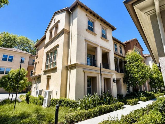 560 Saint Remi Terrace # 1, Sunnyvale
