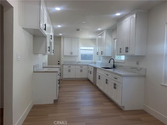 4216 N Mountain View, San Bernardino