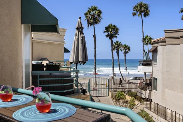 400 N The Strand # 4, Oceanside