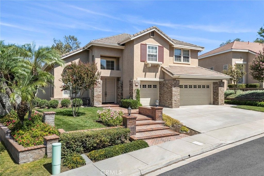 1900 S Spyglass Hill Court, La Habra