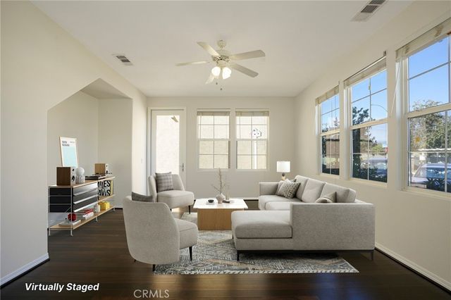 31770 Paseo Bonito, Castaic
