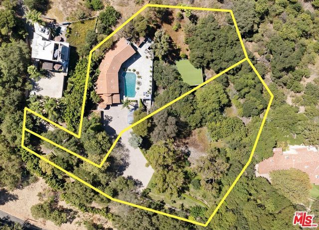 13355 Mulholland Drive, Beverly Hills