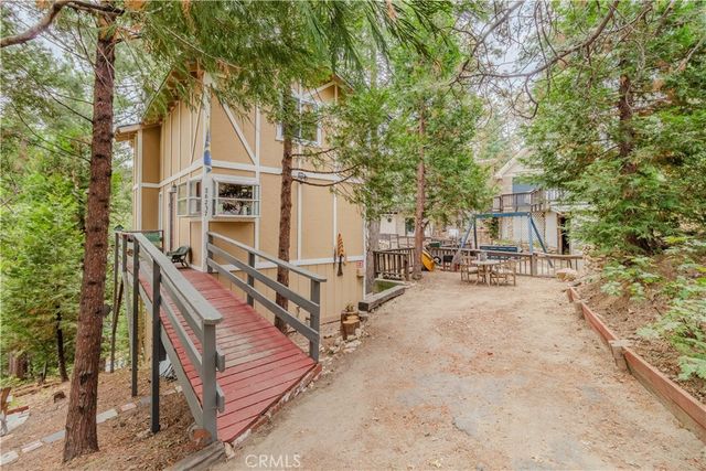 26237 Sky Ridge, Twin Peaks