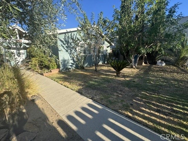 11116 Woodley, Granada Hills