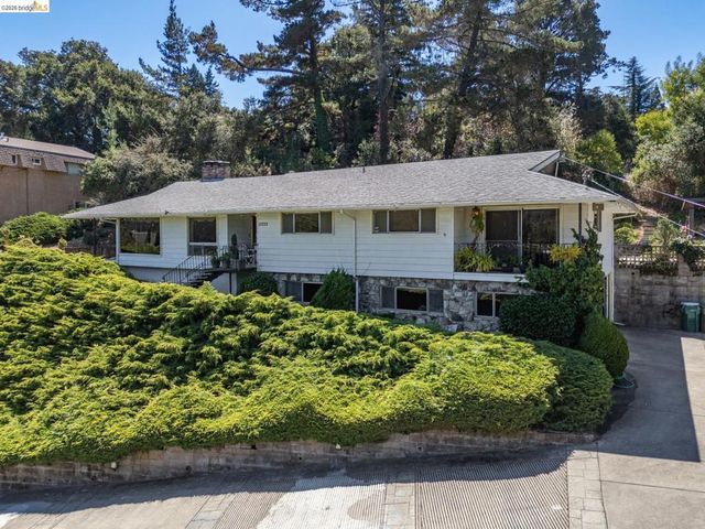 11233 Monan St, Oakland