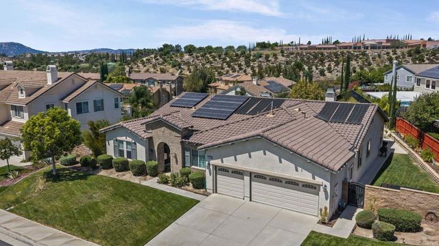 33982 Baystone Street, Temecula