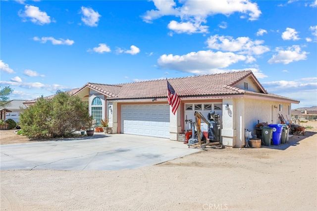 17240 Candlewood, Apple Valley