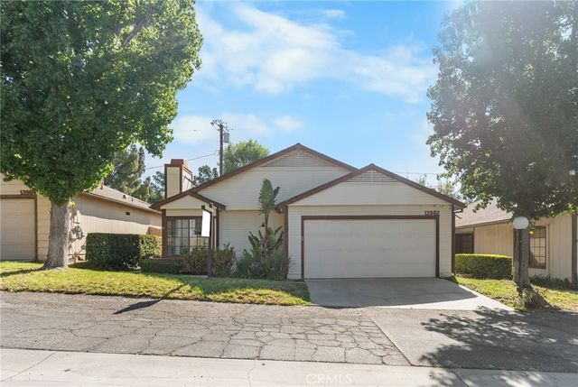 13982 Olive Grove Lane, Sylmar