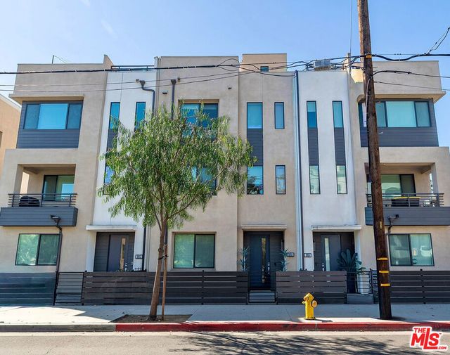 10814 Hortense Street, Los Angeles