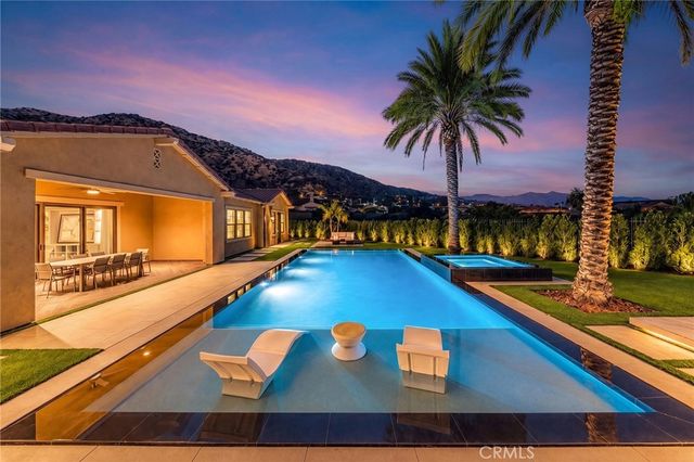 1236 Iris Lane, Glendora