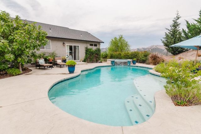 44737 Sun Valley Drive, King City
