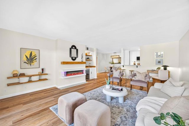 2639 Pirineos Way # 136, Carlsbad
