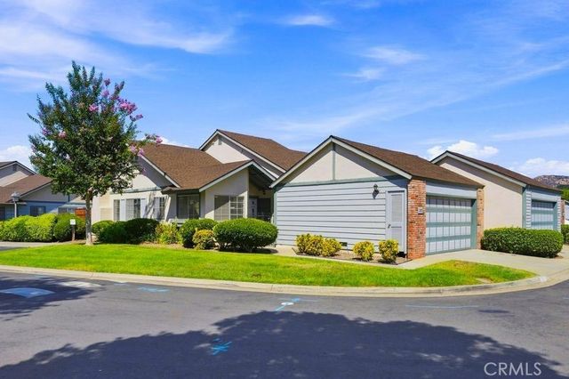 2412 Turnbridge Glen, Escondido