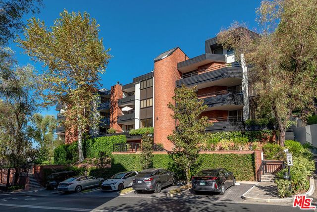 4784 Park Encino Lane # 103, Encino