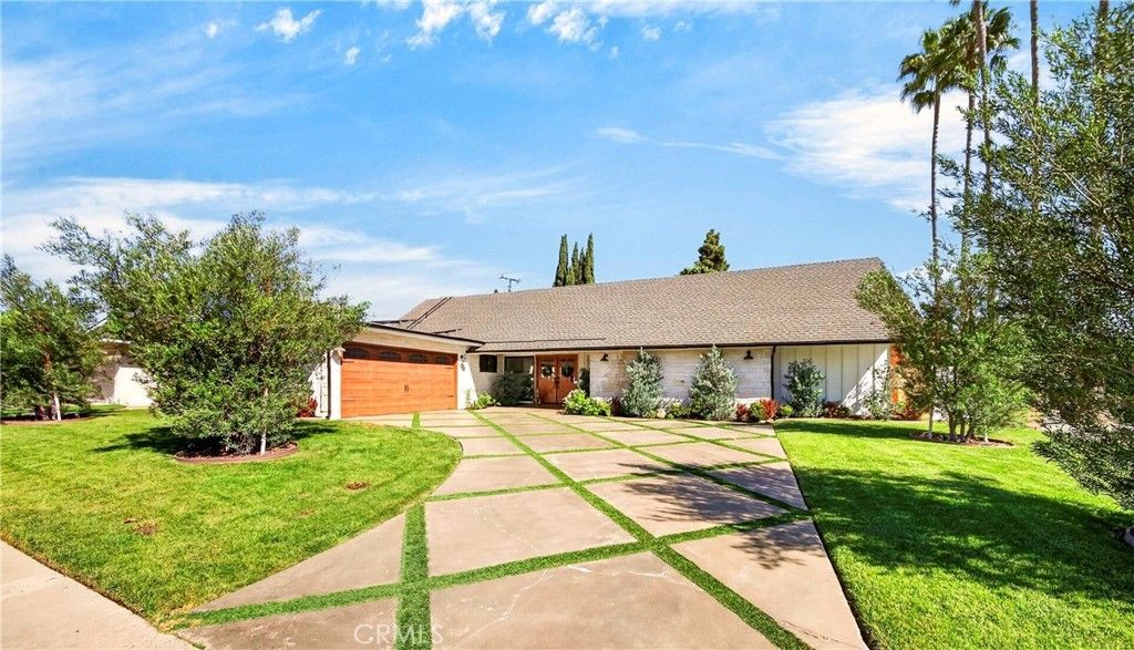 3031 E Elgin, Orange