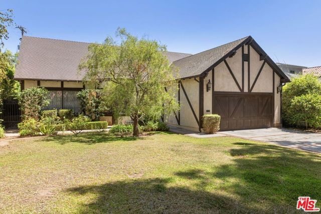739 24th Street, Santa Monica