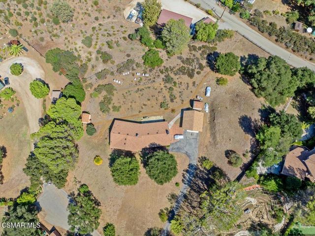 580 Mountain Green Drive, Calabasas