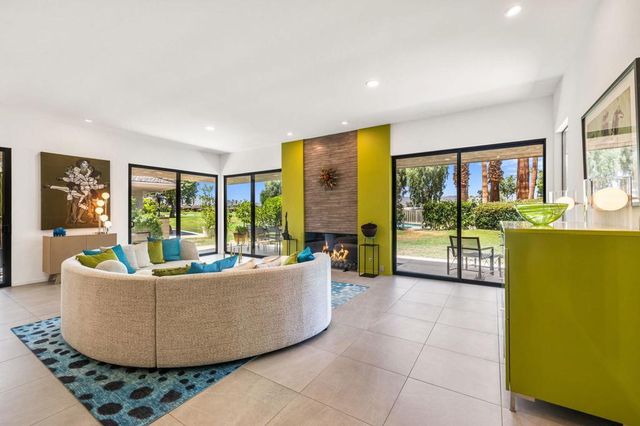 12 Duke Drive, Rancho Mirage