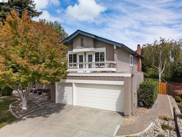 8172 Peppertree Ct, Dublin