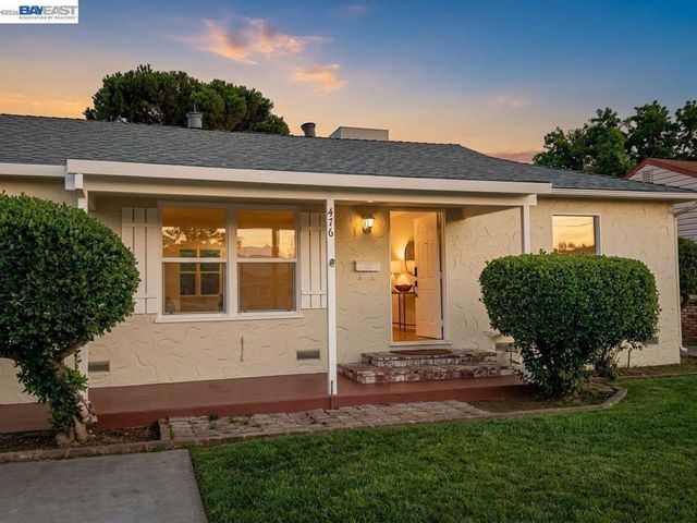 476 E Barrymore St, Stockton
