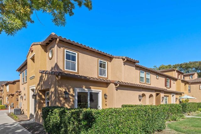 17007 Camino Marcilla # 8, San Diego