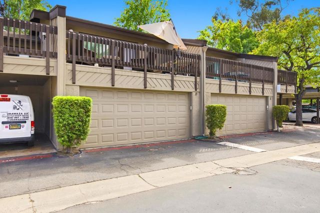 8346 Via Sonoma # D, La Jolla