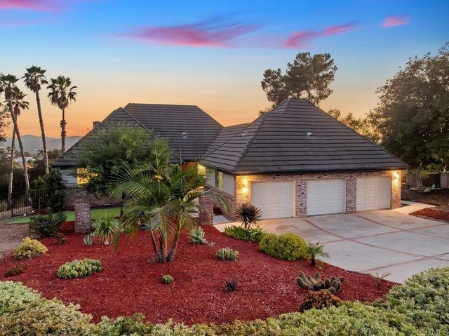 1118 Orangewood Drive, Escondido