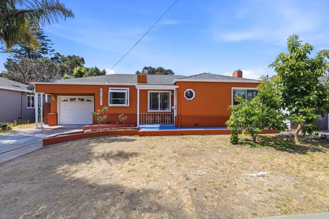 21471 Burr Way, Hayward