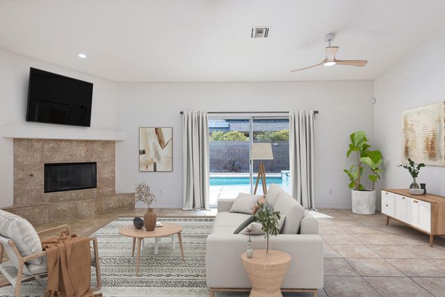 74137 Academy Lane E, Palm Desert